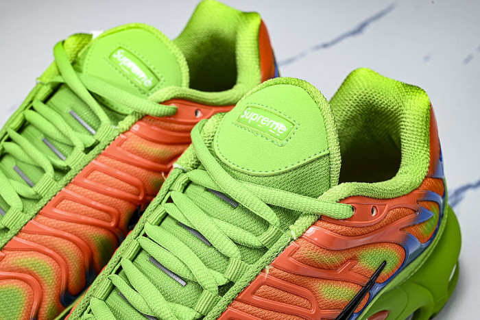 DA1472-300 AIR MAX PLUS MEAN GREEN/BLACK/BLUE HERO
