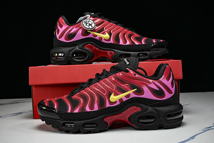 DA1472-600 AIR MAX PLUS UNIVERSITY RED/VARSITY MAIZE