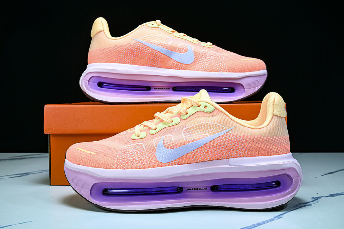 HM5973-801 VOMERO PREMIUM TANGERINE TINT/BRIGHT CRIMSON/PINK FOAM/TATTOO