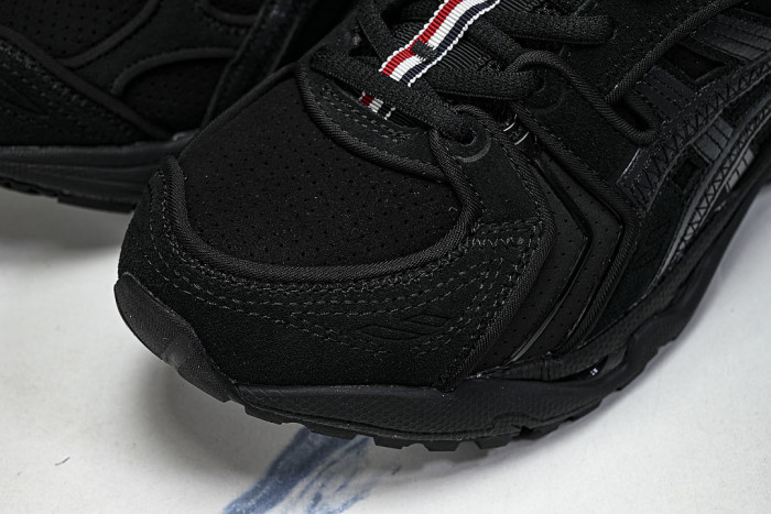 1203B110-001 GEL-KAYANO 14 BLACK/BLACK
