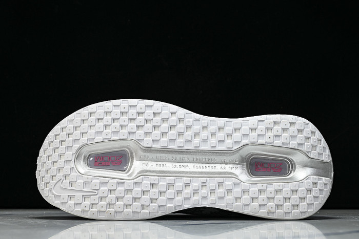 IQ0028-001 VOMERO PREMIUM QS GEYSER GREY/METALLIC SILVER/DARK STEEL GREY/PEONY