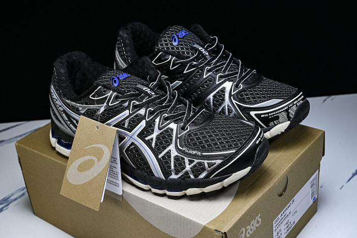 1203A388-001 GEL-KAYANO 20 BLACK/PURE SILVER