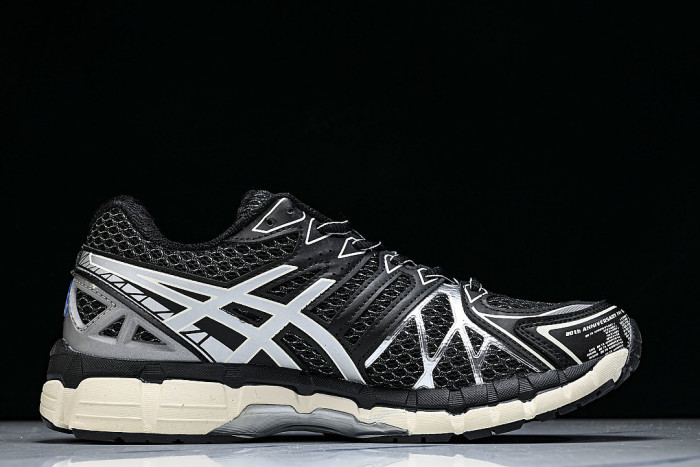 1203A388-001 GEL-KAYANO 20 BLACK/PURE SILVER