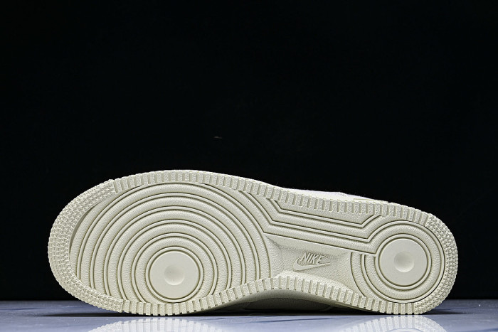 CZ9084-200 AIR FORCE 1 07 LOW CASUAL SNEAKERS WHITE/WHITE/WHITE