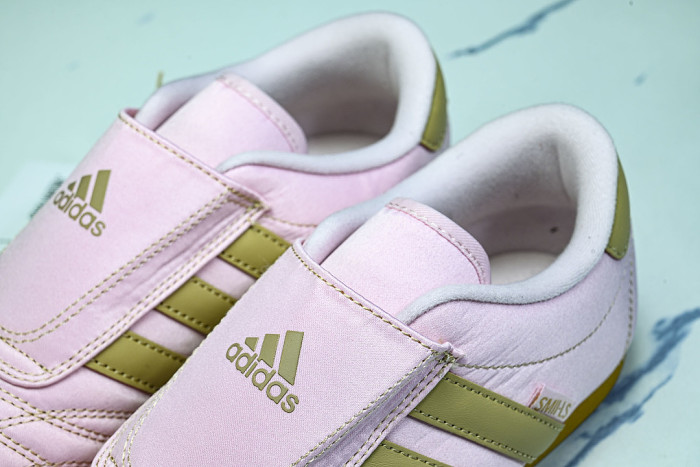 JQ8209 TAEKWONDO CLEAR PINK/MAGIC BEIGE/GUM