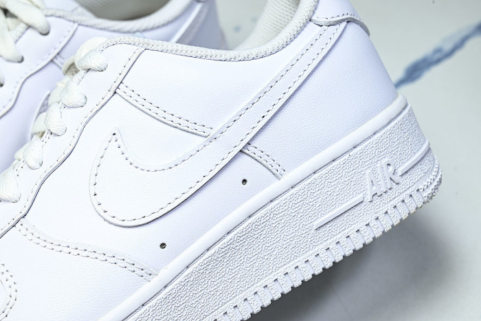 CW2288-111 AIR FORCE 1 LOW 07 WHITE/WHITE/WHITE