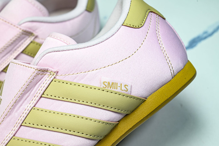 JQ8209 TAEKWONDO CLEAR PINK/MAGIC BEIGE/GUM