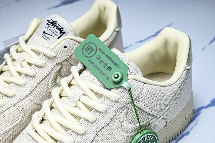 CZ9084-200 AIR FORCE 1 07 LOW CASUAL SNEAKERS WHITE/WHITE/WHITE