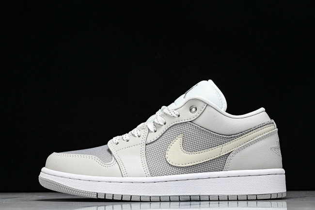 IO2049-100 JORDAN 1 LOW SE OFF WHITE/SOFT PEARL/LIGHT SMOKE GREY