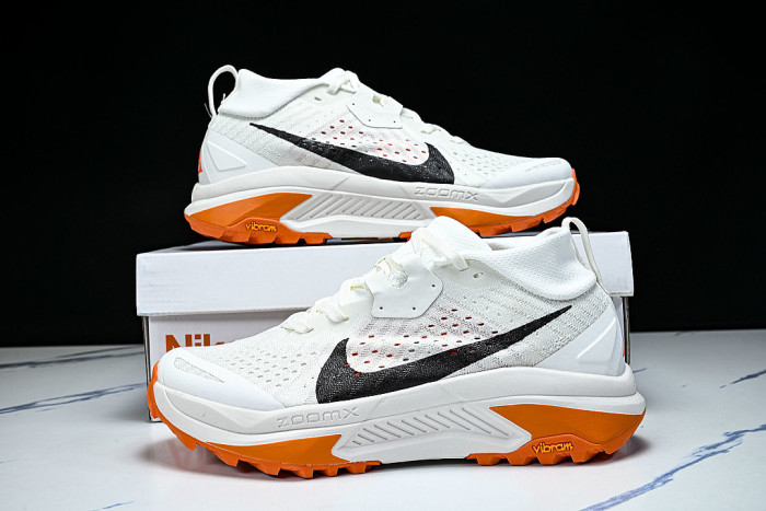 HV8113-103 ZOOMX ACG ZEGAMA SUMMIT WHITE/PHANTOM/SAFETY ORANGE/BLACK