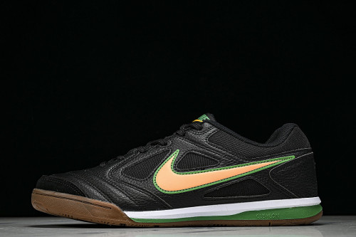 IB8509-001 GATO BLACK/WHITE/GUM DARK BROWN/VARSITY MAIZE