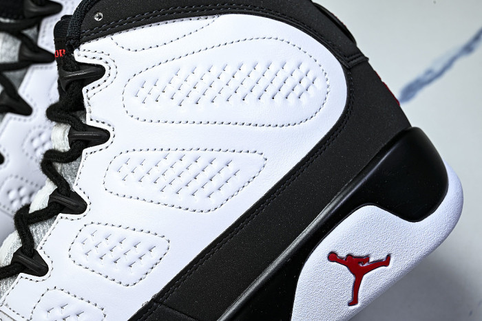 IX6179-100 JORDAN 9 RETRO WHITE/TRUE RED/BLACK