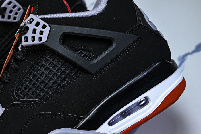 IX8180-001 JORDAN 4 RETRO OG BLACK/CEMENT GREY/SUMMIT WHITE/FIRE RED