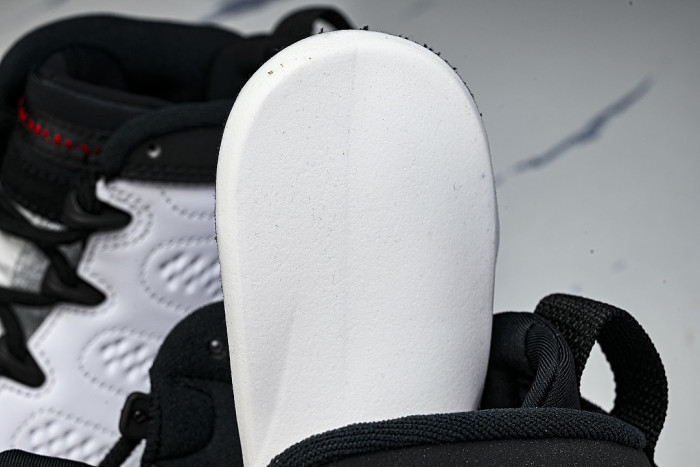 IX6179-100 JORDAN 9 RETRO WHITE/TRUE RED/BLACK