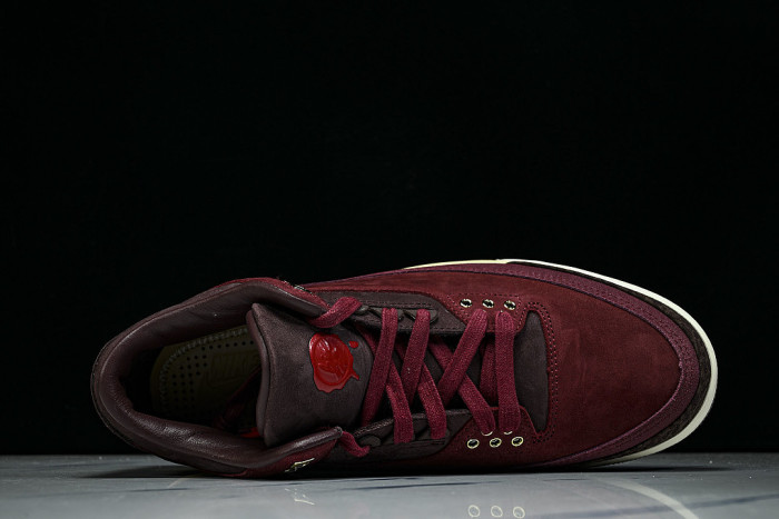 IO7744-600 JORDAN 3 RETRO PRM TEAM RED/METALLIC GOLD/BURGUNDY CRUSH/COCONUT MILK/MAUVE/GYM RED
