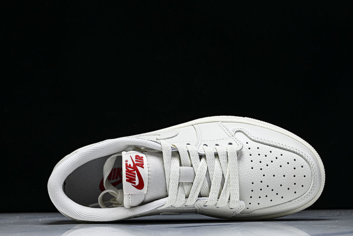 HQ6998-100 JORDAN 1 RETRO LOW OG SAIL/SAIL/UNIVERSITY RED