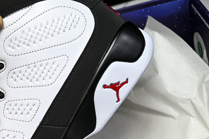 IX6179-100 JORDAN 9 RETRO WHITE/TRUE RED/BLACK