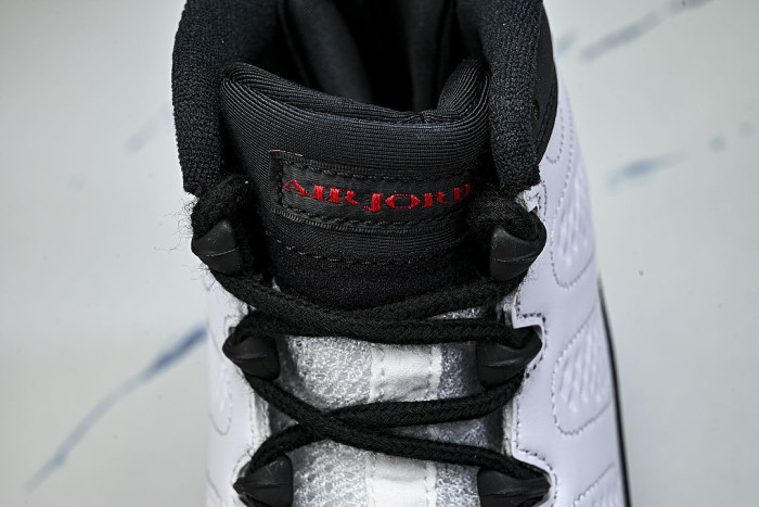 IX6179-100 JORDAN 9 RETRO WHITE/TRUE RED/BLACK