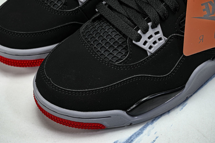 IX8180-001 JORDAN 4 RETRO OG BLACK/CEMENT GREY/SUMMIT WHITE/FIRE RED
