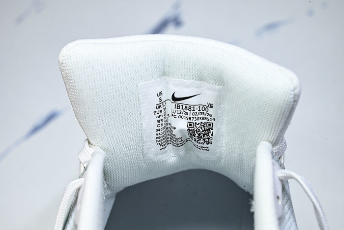 IB1881-100 AIR ZOOM PEGASUS 42 WHITE/MALACHITE/BARELY GREEN/METALLIC SILVER