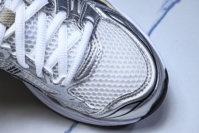 1203A537-110 GEL KAYANO 14 SPORTY AND CASUAL BREATHABLE RUNNING SHOES SILVER/ARGENT