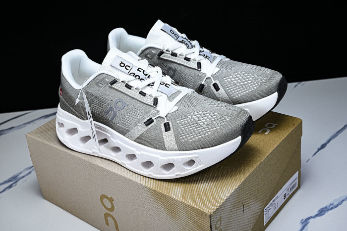 3MD30092547 ON RUNNING CLOUDECLIPSE ALLOY/WHITE
