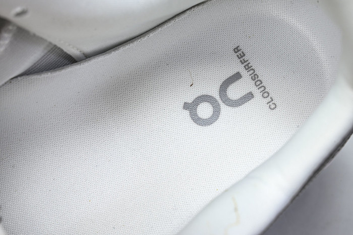 3MD30092547 ON RUNNING CLOUDECLIPSE ALLOY/WHITE