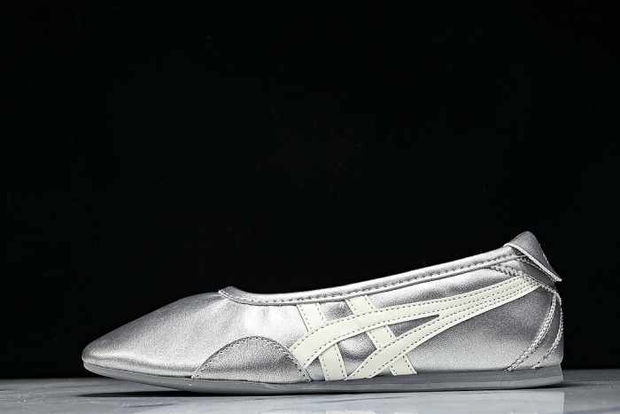 1182A754-020 GYMNARINA SILVER/CREAM
