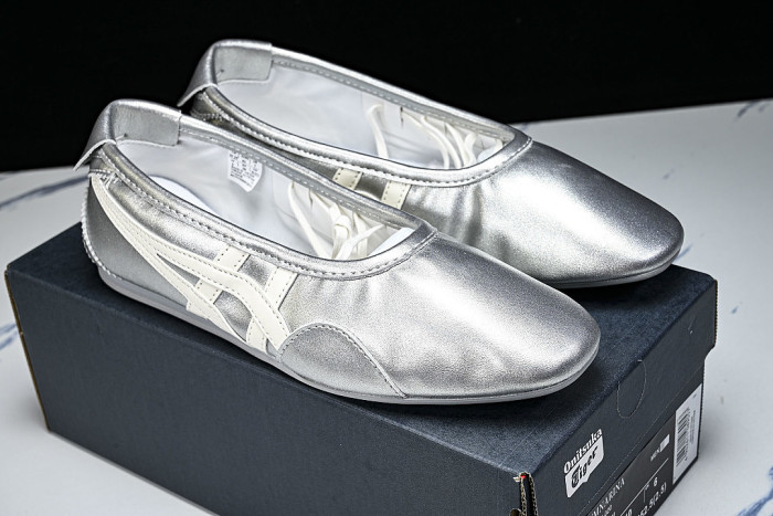 1182A754-020 GYMNARINA SILVER/CREAM