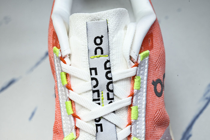 3MD30090914 ON RUNNING CLOUDECLIPSE FLAME/IVORY