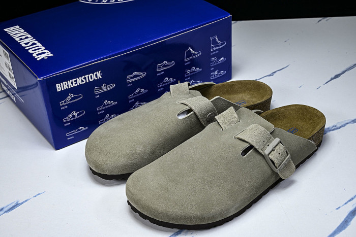 BOSTON SOFT FOOTBED HALF-SLIP-ON SANDALS KHAKI/KHAKI/KHAKI