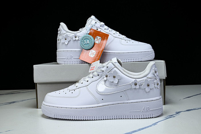IR8637-100 AIR FORCE 1 LOW 07 CASUAL SNEAKERS WHITE/WOLF GREY/METALLIC SILVER/WHITE
