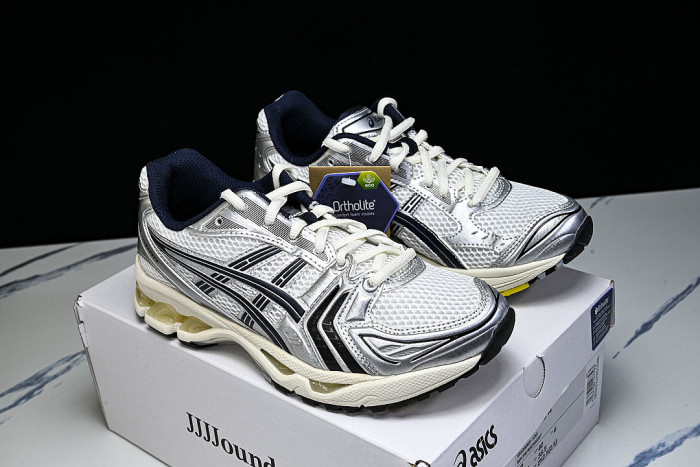 1203A961-100 GEL KAYANO 14 SPORTY AND CASUAL BREATHABLE RUNNING SHOES BEIGE/SILVER