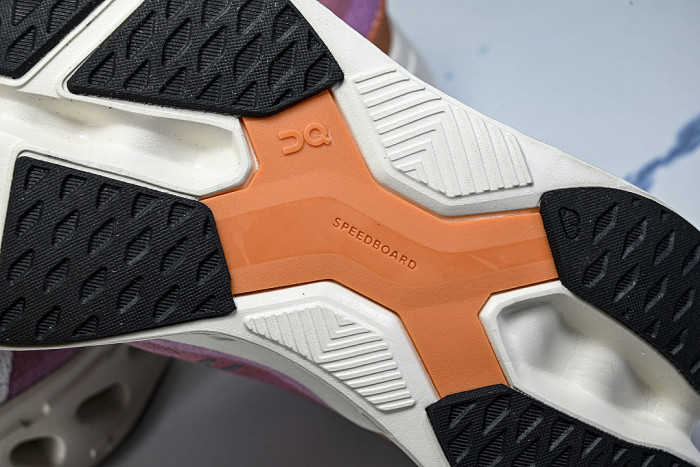 3MD30093126 ON CLOUDECLIPSE LEISURE SPORTS RUNNING SHOES PINK/ORANGE/WHITE
