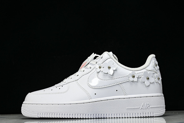 IR8637-100 AIR FORCE 1 LOW 07 CASUAL SNEAKERS WHITE/WOLF GREY/METALLIC SILVER/WHITE