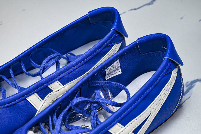 1182A704-400 GYMNARINA DAZZLING BLUE/CREAM
