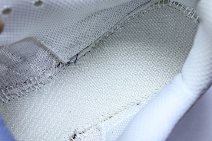 1203A537-115 GEL-KAYANO 14 WHITE/LIGHT NAVY