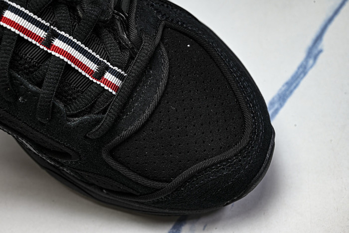 1203B110-001 GEL-KAYANO 14 BLACK/BLACK
