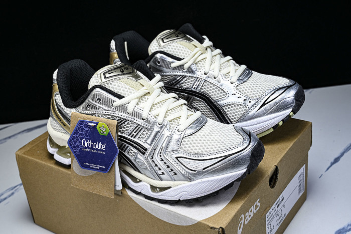 1203A537-200 GEL KAYANO 14 SPORTY AND CASUAL BREATHABLE RUNNING SHOES GOLDEN/WHITE