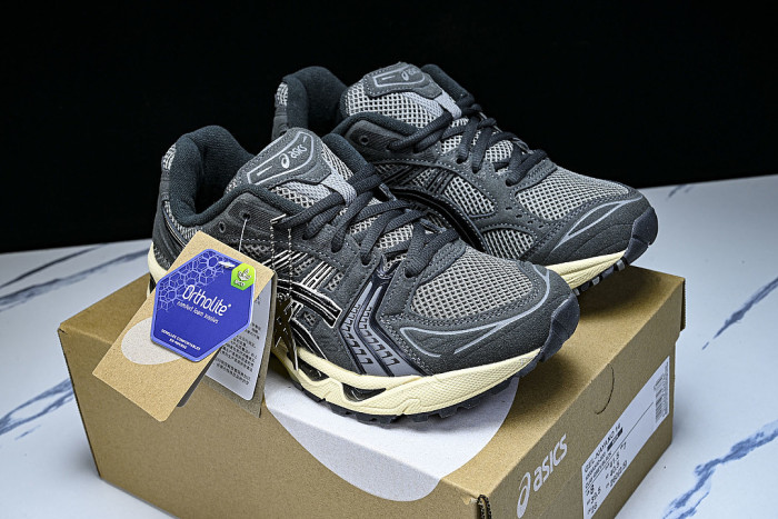 1203A540-020 GEL-KAYANO 14 CLAY GREY/BLACK