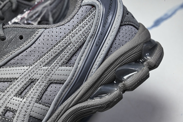1203B110-020 GEL-KAYANO 14 GREY/GREY