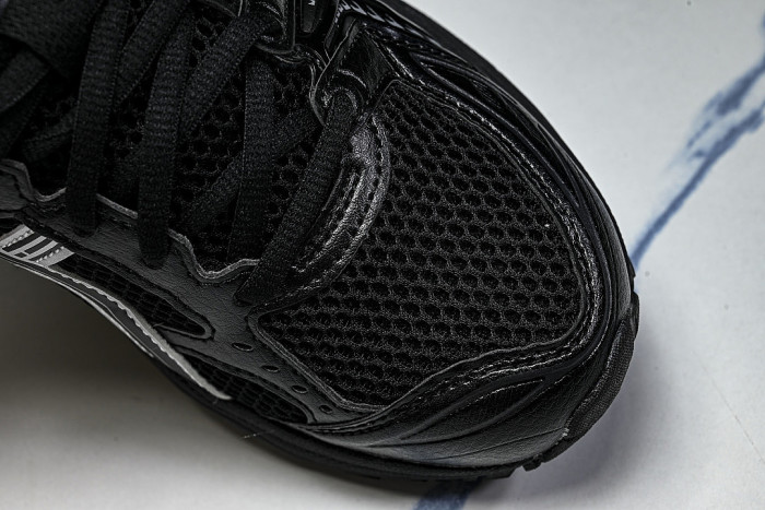1201A019-006 GEL-KAYANO 14 BLACK/PURE SILVER