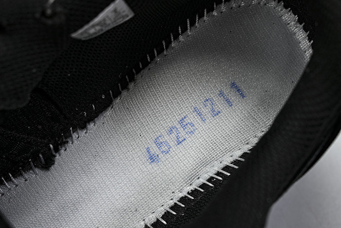 1203B110-001 GEL-KAYANO 14 BLACK/BLACK
