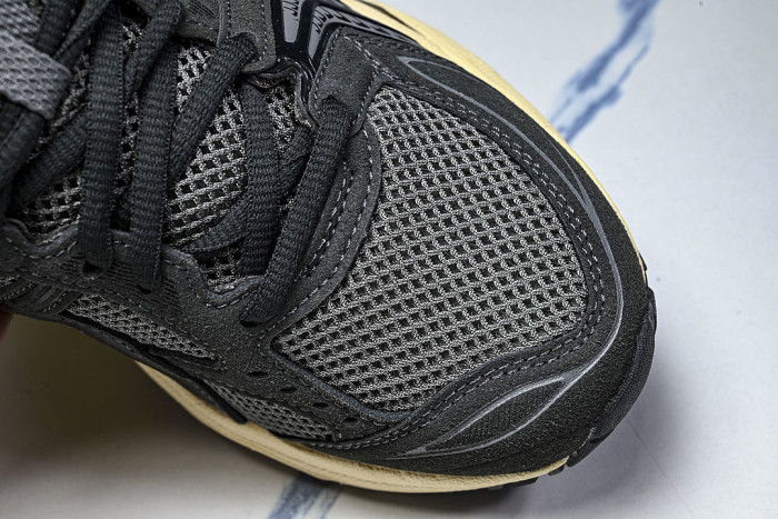 1203A540-020 GEL-KAYANO 14 CLAY GREY/BLACK