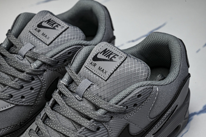HV4517-003 AIR MAX 90 PREMIUM SMOKE GREY/SMOKE GREY/BLACK