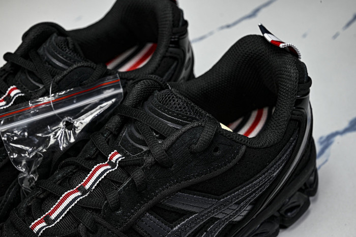1203B110-001 GEL-KAYANO 14 BLACK/BLACK