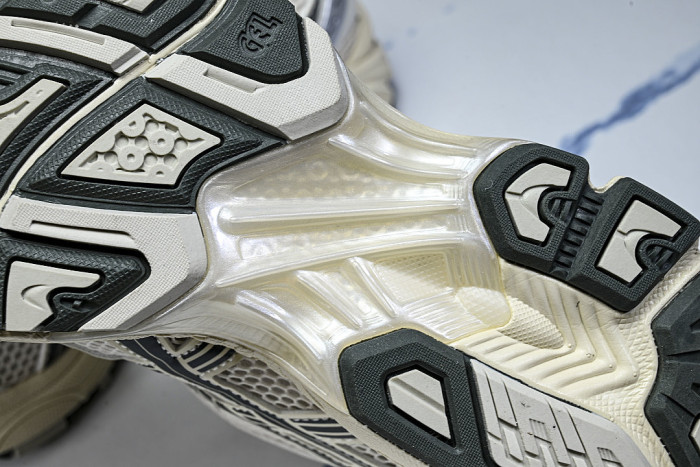 1201A019-200 GEL KAYANO 14 SPORTY AND CASUAL BREATHABLE RUNNING SHOES WHITE/BEIGE