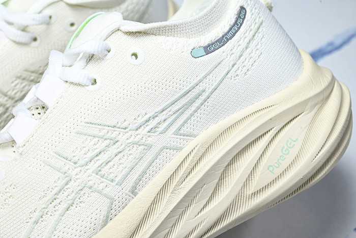 1011B794-101 GEL-NIMBUS 26 WHITE/WHITE