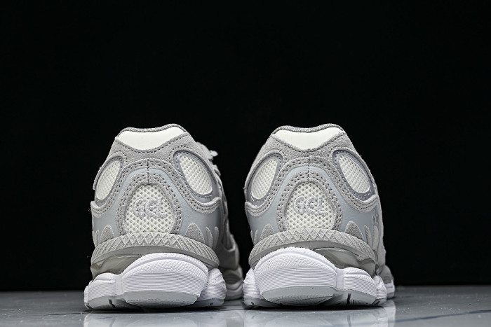 1203A663-101 GEL-NYC CREAM/CLOUD GREY