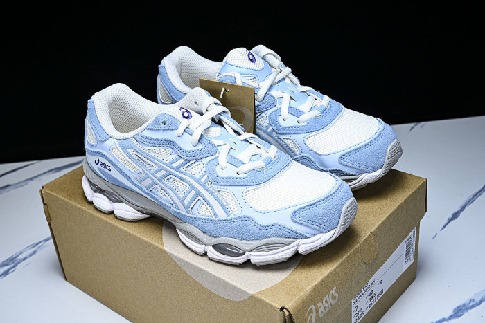 1203A383-107 GEL-NYC CREAM/ARCTIC SKY